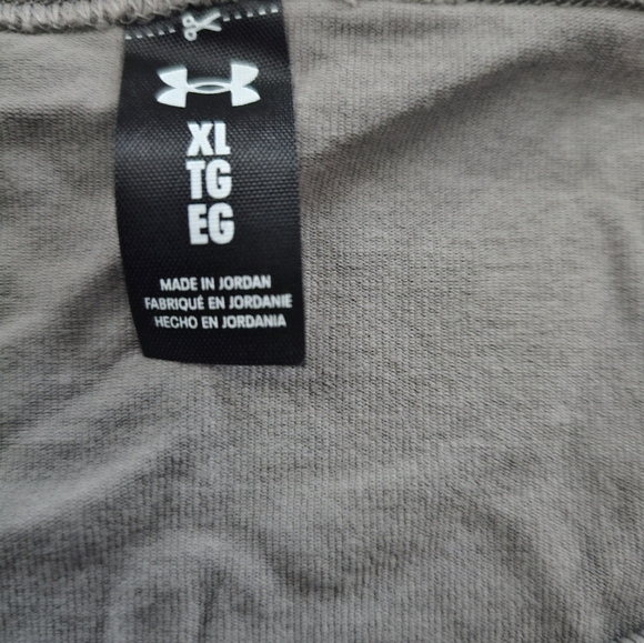 NWT - Under Armour Vanish Seamless Long Sleeve Pewter Round Neck Top - Size XL - Picture 5 of 14